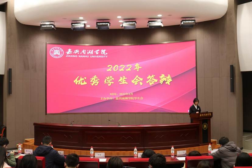 c10e4bb22279e09754f2ebbef7be5b2